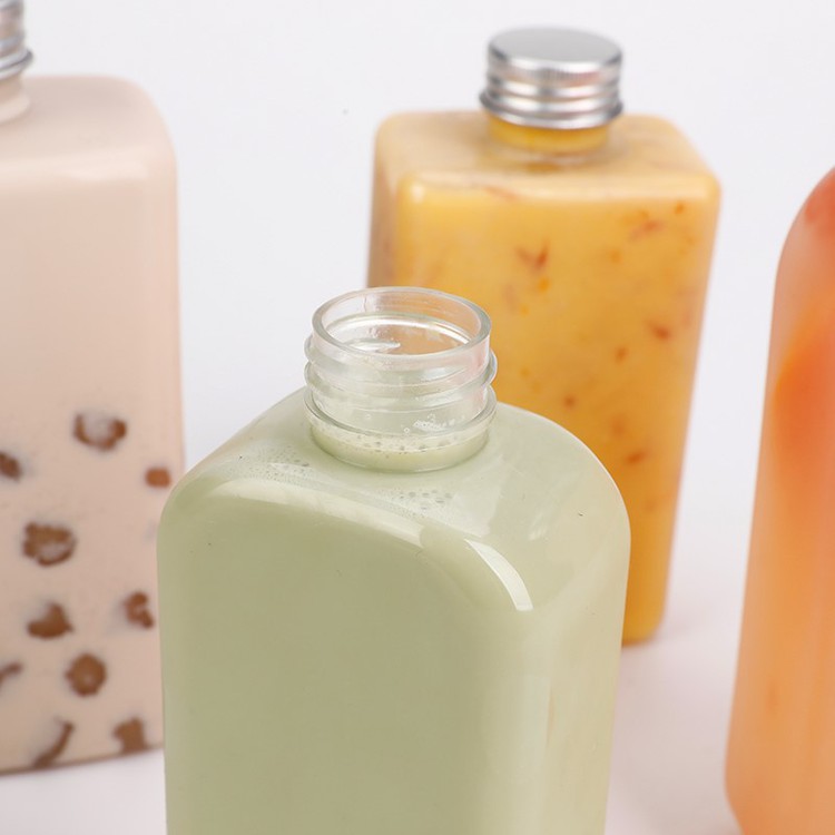 Plastic juice bottles Plastic juice bottles